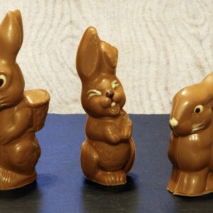 kleine Hasen, jeweils € 3,00